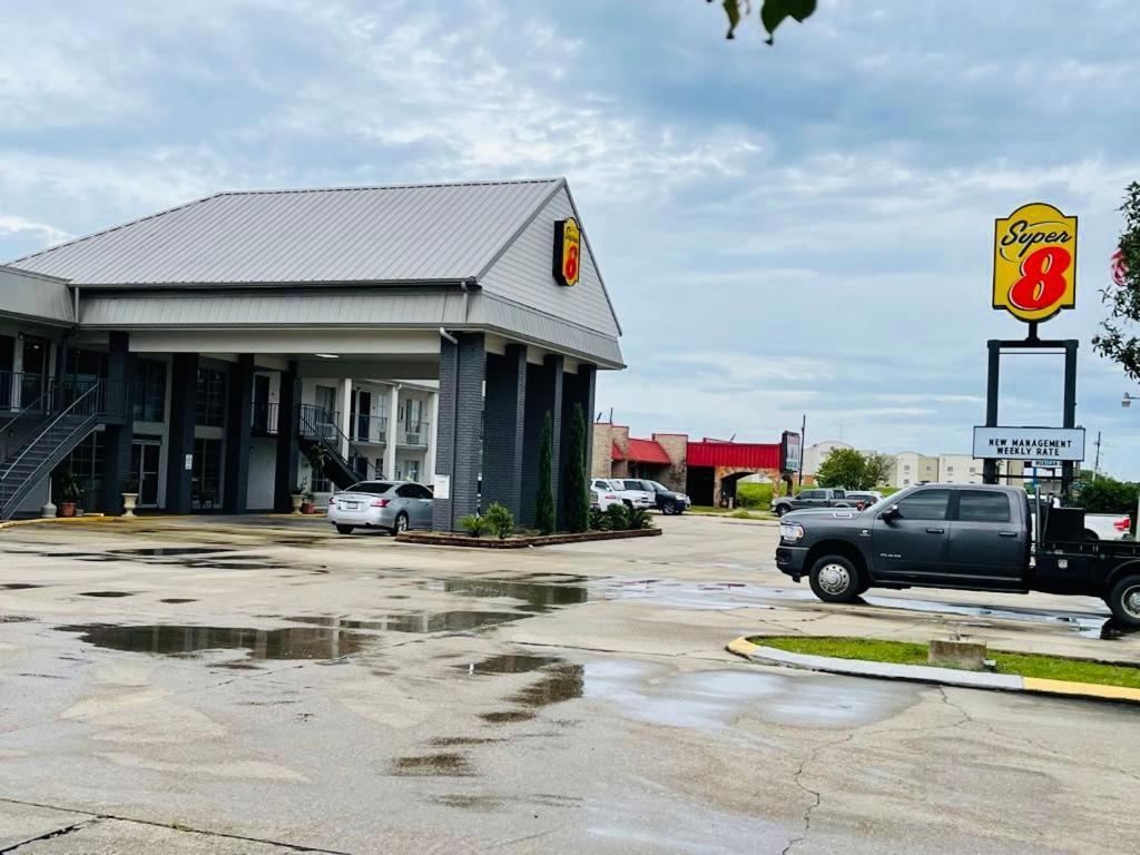 Motel Super 8 By Wyndham La Nouvelle-Ibérie Extérieur photo