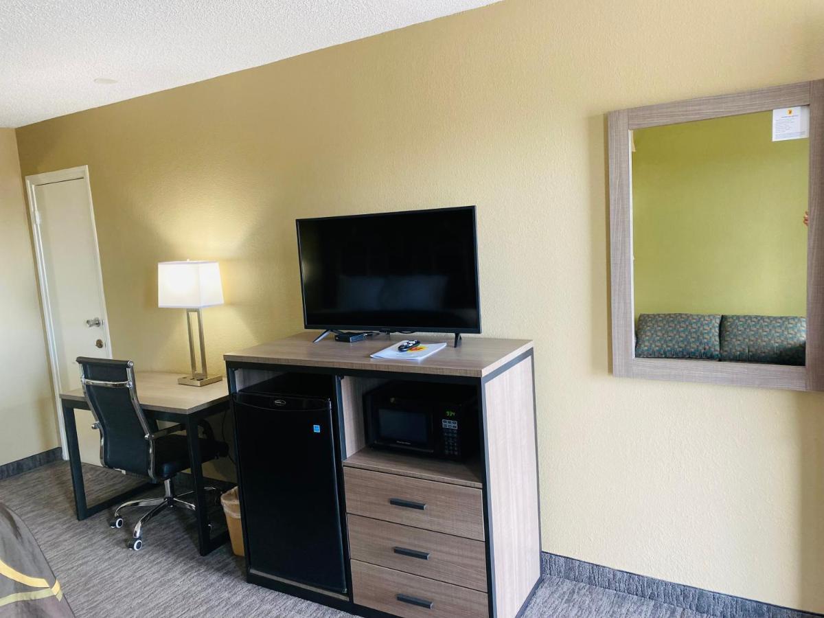 Motel Super 8 By Wyndham La Nouvelle-Ibérie Extérieur photo